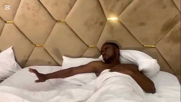 Cameroon girl getting fucked by Janbari on her visit to Cape Town